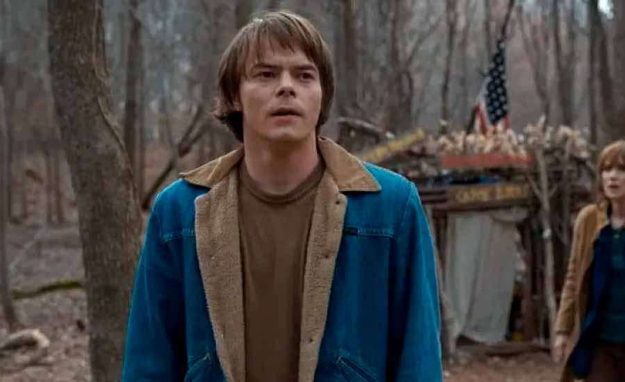 Чарли Хитон о новой линии Джонатана в 5 сезоне Очень странных делах